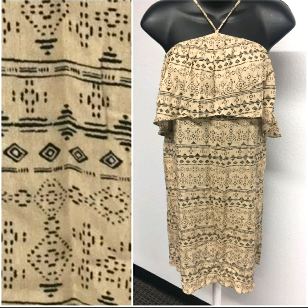 Dress with necklace halter